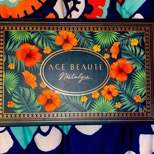 Ace Beaute Nostalgia Palette